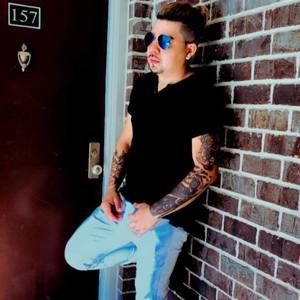 Meet your Posher, Carlos